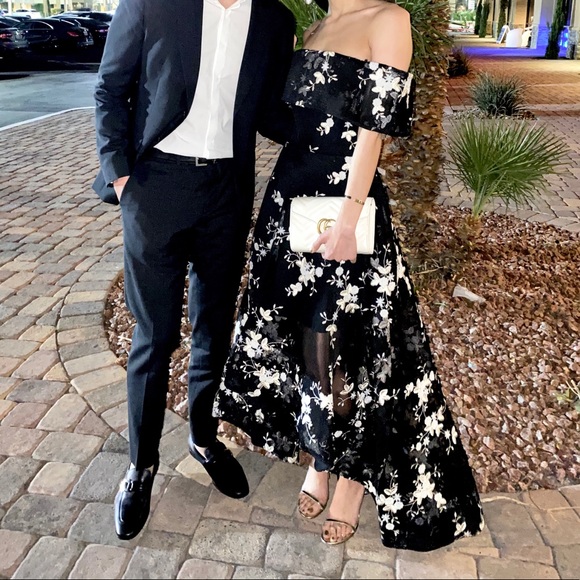 Bronx & Banco Tulip Gown - Picture 7 of 9